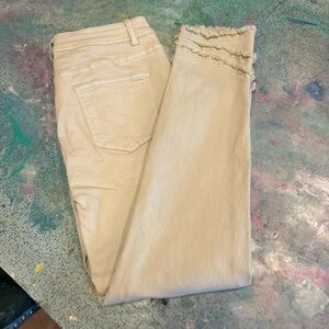 Seafoam Ruffle Frayed Ankle Crops